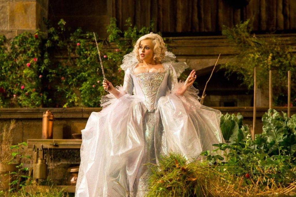 Helena-Bonham-Carter-Fairy-Godmother-Vogue-27Mar15-pr_b_1080x720[1]