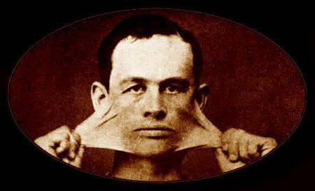 Джеймс Моррис (1859-?) — «резиновый человек»; после окончания выступлений открыл парикмахерскую, пользовавшуюся неизменным успехом.