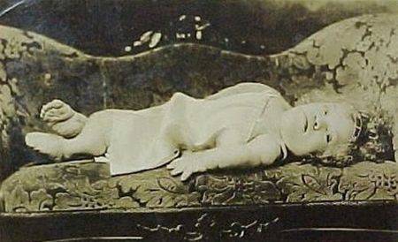 Медуза ван Аллен (1908-?) всю жизнь провела в одной позе — вот в этой.