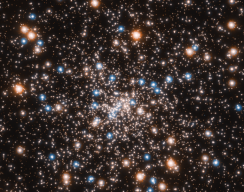 «Хаббл» зарегистрировал «рой» черных дыр в недалеком звездном скоплении