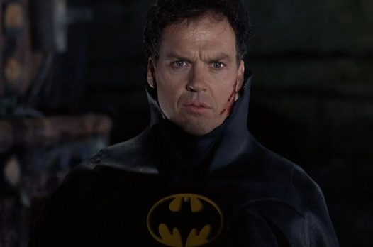 Майкл Китон всё же сыграет Бэтмена во «Флэше» — теперь официально
