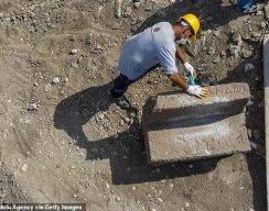 В Турции археологи обнаружили элитные места в амфитеатре возрастом 1800 лет