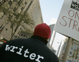 Американская гильдия сценаристов объявила крупную забастовку