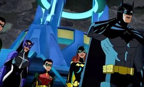 Вышел новый мультифльм о «Лиге справедливости» — в нем Кевин Конрой озвучил Бэтмена в последний раз